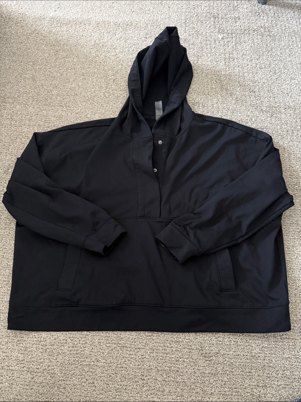 Lou & Grey Black Pullover Hoodie